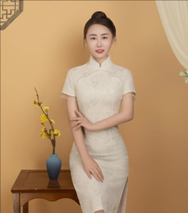 胡馨月
