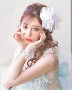 明日花綺羅